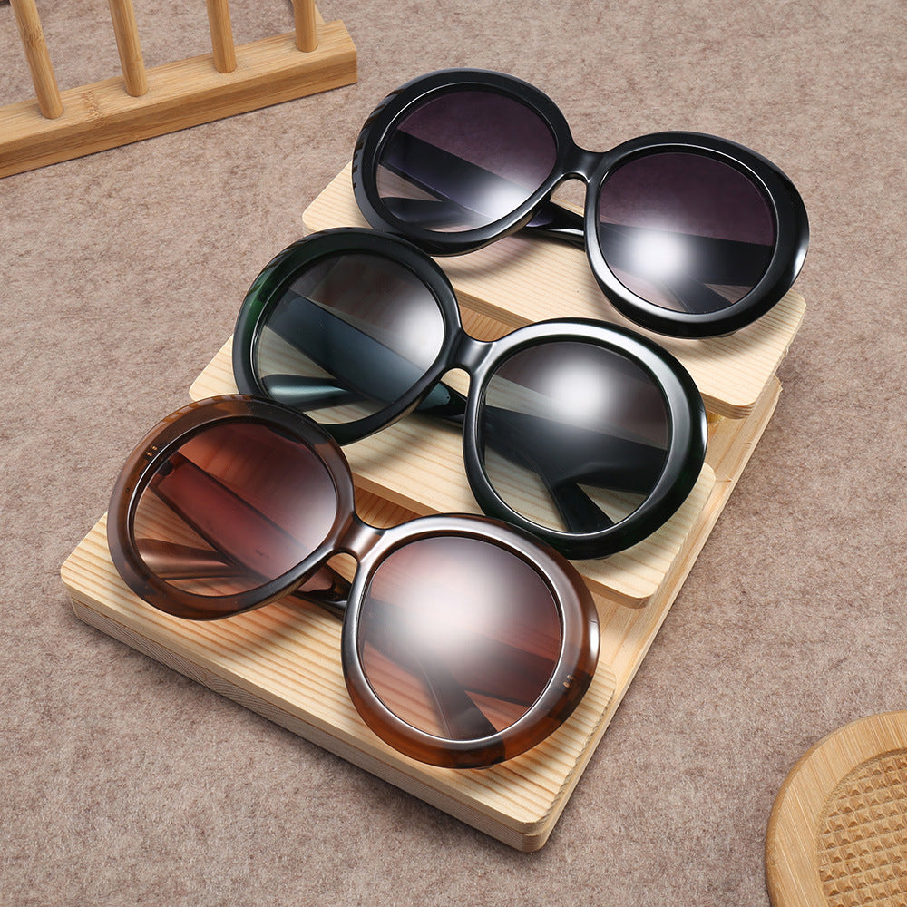 Stylish Round Large Frame Sunglasses Lion-Tree