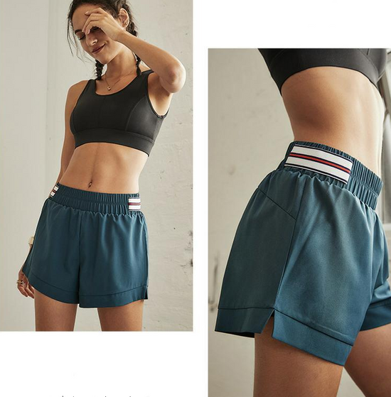 Female fitness yoga shorts Lion-Tree