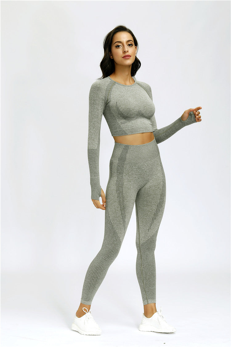 Seamless knitted sports quick-drying long sleeve yoga suit Lion-Tree